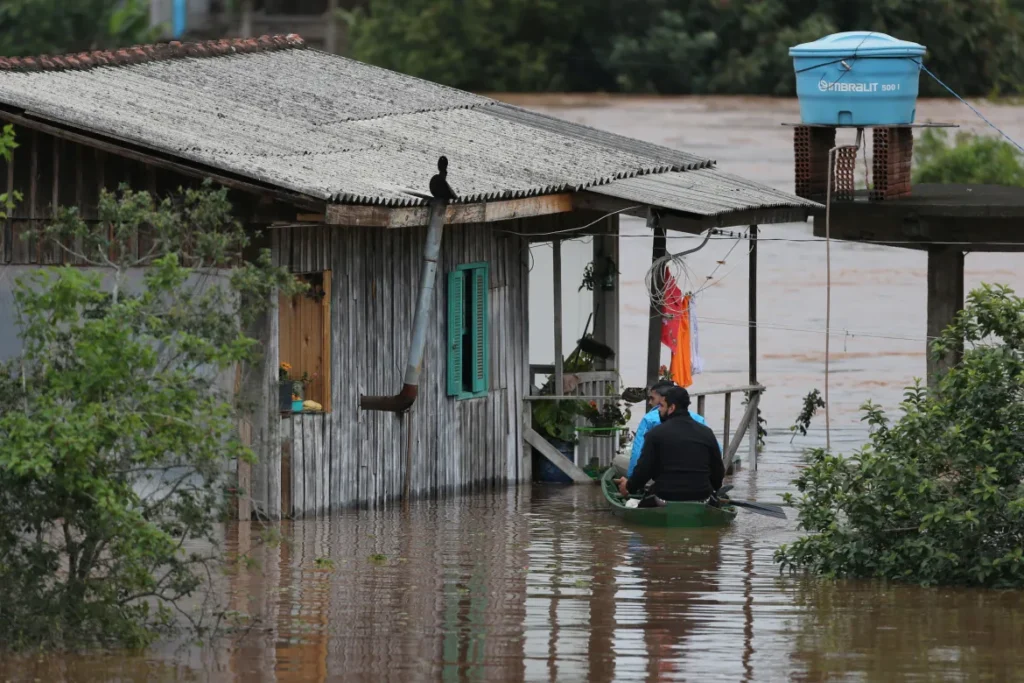 Storm in Southern Brazil Kills 27, Leaves Thousands Homeless