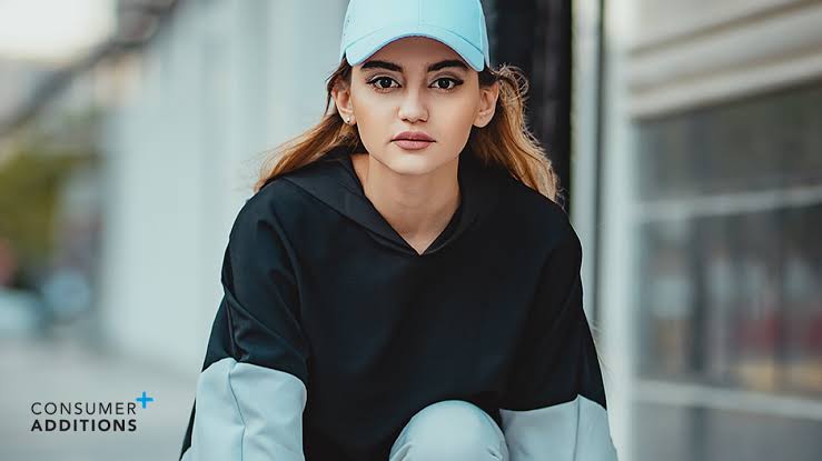 Athleisure Royalty: Influencers and Celebrities Redefining the Trend