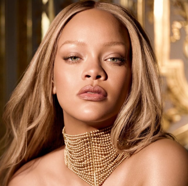 Rihanna Becomes New Face of Dior's J'Adore Fragrance