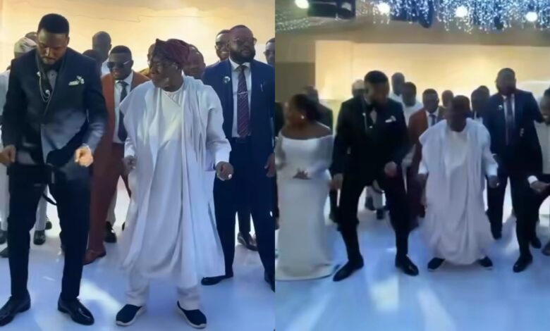 87-Year-Old Former President Obasanjo Leads the Dance Floor