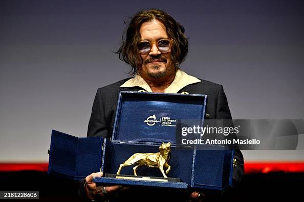 Johnny Depp Honored with Lifetime Achievement Award